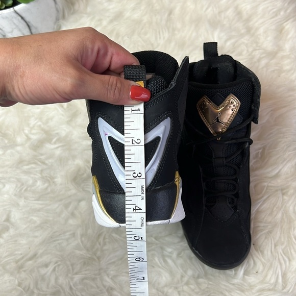 Nike GS Air Jordan True Flight ‘Black Metallic Gold' Basketball Shoes Size 5Y - Picture 11 of 17